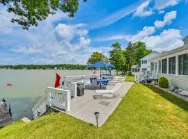 Private Indoor Hot Tub Fish and Boat on Sylvan Lake