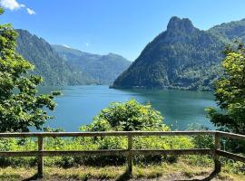 Simple, elegant travel accommodation, iseteenindusega majutus sihtkohas Nachdemsee