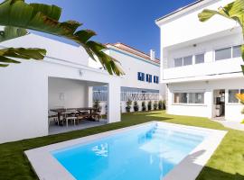 Lazy Point Caparica, villa in Costa da Caparica