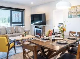Revytalise - Cozy 3 Bedroom Condo