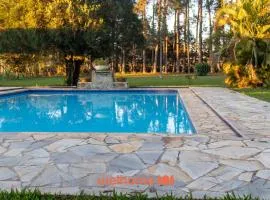 Sítio em Sarapuí com piscina e lazer completo