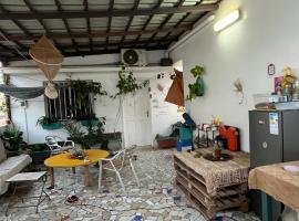 Tropicali ⁿᵉᵃʳ ⁿᵍᵒʳ ᵇᵉᵃᶜʰ ᵃⁿᵈ ⁱˢˡᵃⁿᵈ, hotel in Dakar