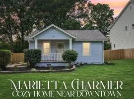Marietta Charmer