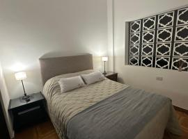 Departamento en el corazón de Tartagal, hotel em Tartagal