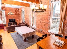 Luxurious Downtown Condo by Georgia St, condo in Indianapolis