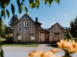 Ferienhäuser im Torfhaus Harzresort, Torfhaus, hotel in Torfhaus