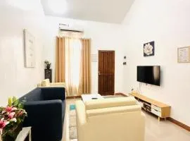 Feel at Home Gateway H&C Shower Netflix 100mbps