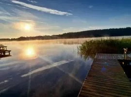 Mi-Chałki Kalwa Lake House