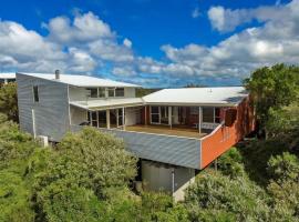 The Lookout, hotel i Sandy Point