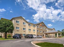 Comfort Suites Omaha Northwest, khách sạn ở Omaha