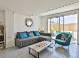 La tranquilité bleue - Maison avec Parking cloturé, hotel in Les Sables-dʼOlonne