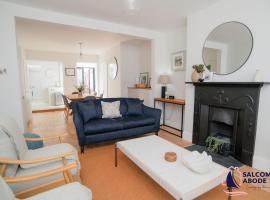 Stylish Coastal 3 Bed Haven - Close to town, khách sạn ở Salcombe