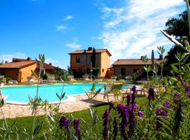 Apartments Borgo Toscano: Gambassi Terme'de bir villa