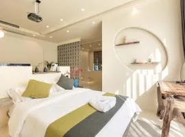 Dujiangyan Whispering Wind Hot Spring Resort Homestay(Near HSR Station)