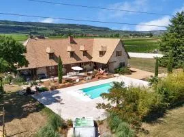 Villa Corpeau Montrachet