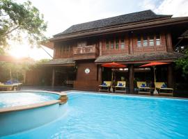 Ruen Come In, hotel near Wat Jed Yot, Chiang Mai