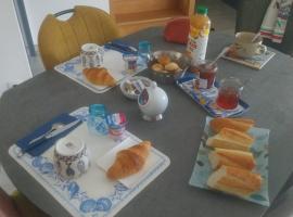 Cenina, Hotel in Saint-Pair-sur-Mer