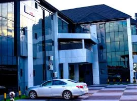 DE-EMMALIZ HOTELs