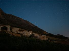 Anemos Suites Mani, ξενοδοχείο 