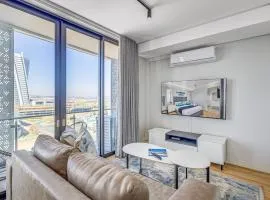 The Quanta Luxury Apartment, Ellipse, Waterfall, Midrand