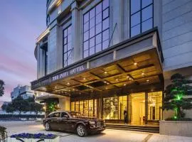 The Pury Hotel