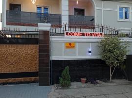 Vitaluxury apartment 2, hotel com estacionamento em Akowonjo