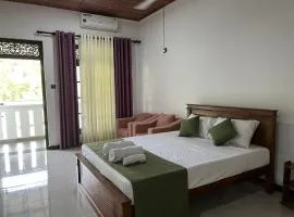 Villa Namal near Madu River and Beach AC Units,Wi-Fi,kitchen