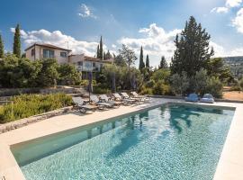 Rosmarino Villa Galaxidi，位于加拉希德松的酒店