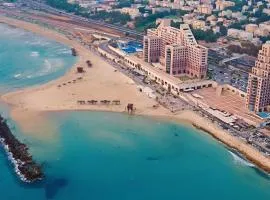 Almog Haifa Israel Apartments מגדלי חוף הכרמל