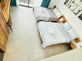 405MSNK Maison Luxe Twin Studio l Balcony & Kitchen