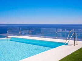 Apartment Bayviewhill Luxury free Spa & Padle by Interhome, hotel i Torrox Costa