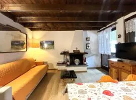 Apartment Mansarda al Doss by Interhome