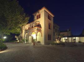 Villa dei Tigli 920 Liberty Resort, hotel v destinaci Rodigo