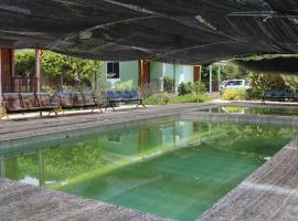 Capital O 91186 Rumah Rehat Bukit Inas, hotel in Kampong Bukit Karong