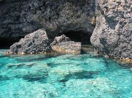 Casa Ricciardi – hotel w mieście Ustica