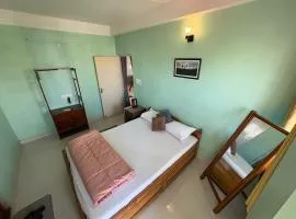 Spacious 2BHK Residential Flat with Scenic Vibe