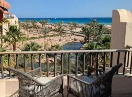Super Central Somabay 2BR Marina Apt w Free Beach