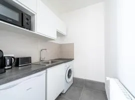 Studio paisible proche Paris 16ème arr - III