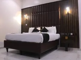 Victorian Bloom Hotel & Resort