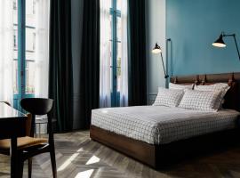 ذا هوكستون، باريس، فندق في باريس