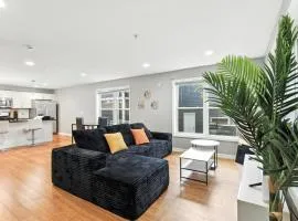 Lavish 3Bed 3Bath Condo in Uptown