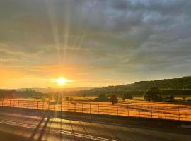 Wharfe View Cottage Ilkley, hotel em Ilkley
