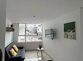 Moderno y cómodo cerca al cable