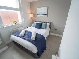Central Brighton 1 Bed Flat Stylish Stay, Shops & Seafront Nearby by ZoneLink Properties Ltd