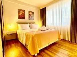 THE APPARTMENT iN THE CITY CENTER