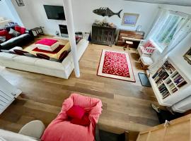 Harbourways, Coastal Retreat for Contractors & Leisure, Pet Friendly, Free Parking & Walk to Pubs, hotel din Emsworth