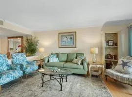 Amelia Surf and Racquet Club Condo - Ocean Front - 3rd Floor - Pools - Tennis Courts - Sleeps 4