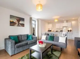 Free WiFi & Netflix - Slough Apt
