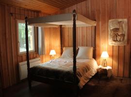 L'isba des bois, hors du temps, hotel mesra haiwan peliharaan di Janvry