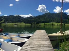 Appartements Herwig Schwarzenbacher, hotel v destinaci Weissensee